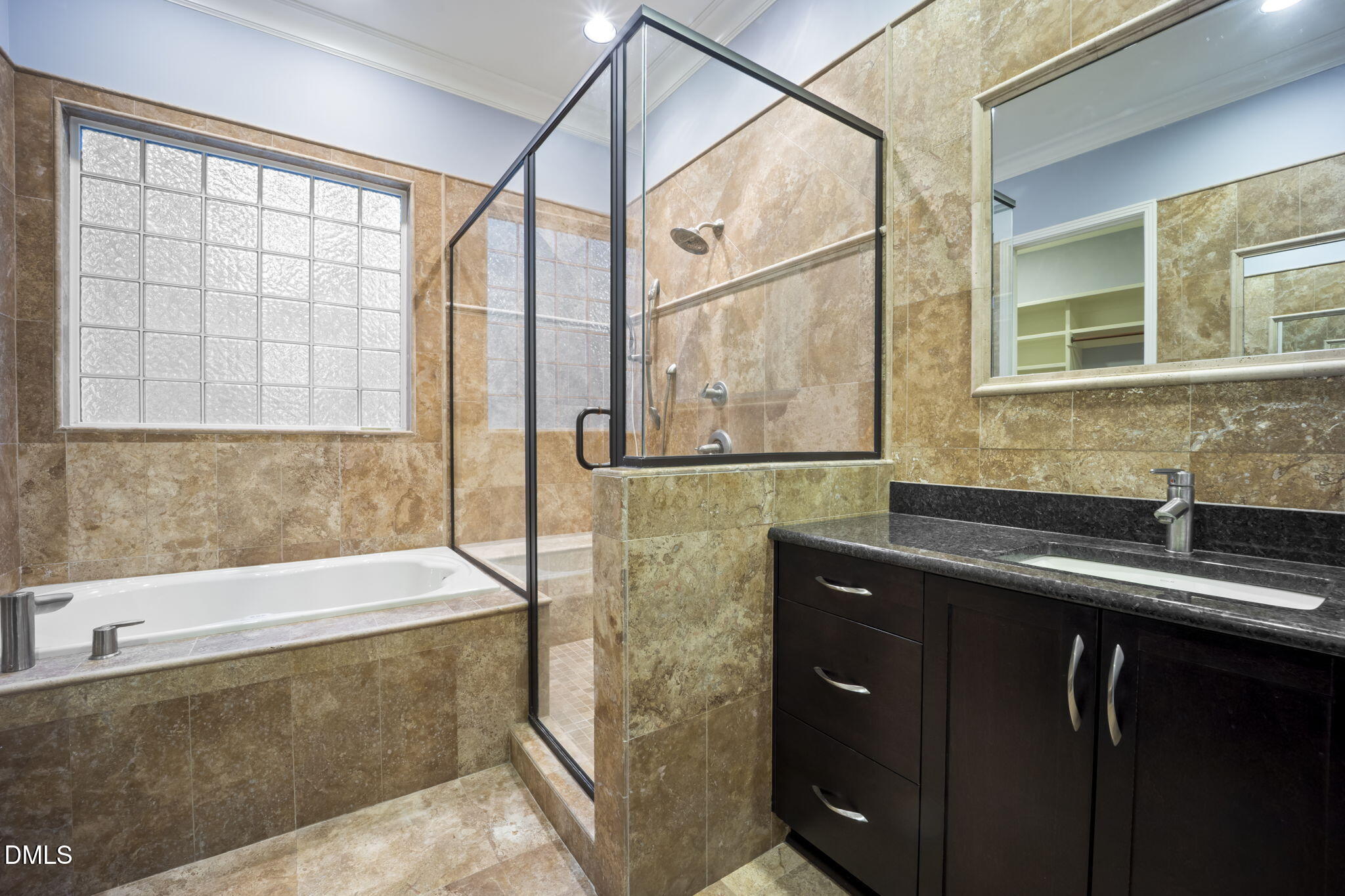 2501 Shadow Hills Court Raleigh, NC 27612 - Photo 16 of 36 18-web-or-mls-484A3756