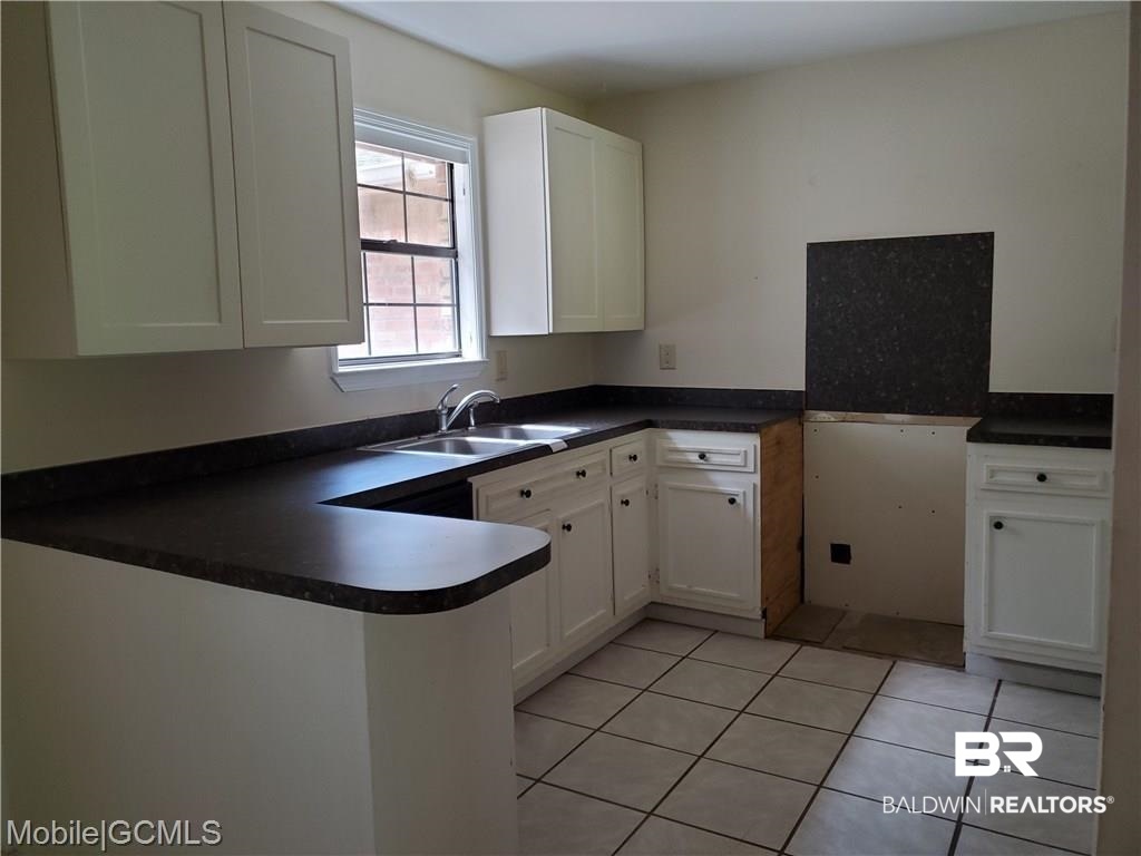 5985 Wood Road Eight Mile, AL 36613 - Photo 3 of 14