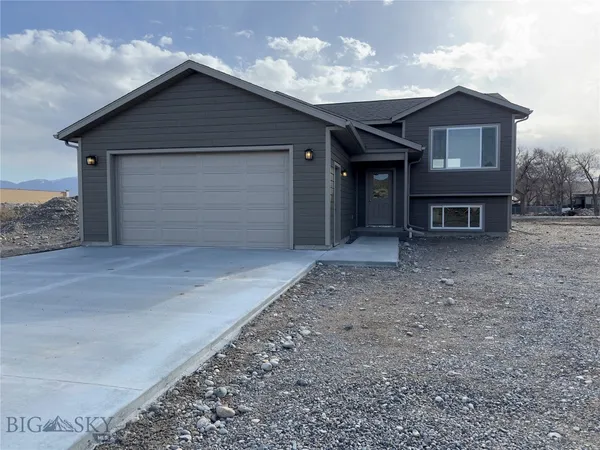 $1,100,000 | 204-206 Otis Avenue, Ennis, MT 59729