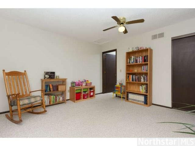 7614 Rimbley Road Woodbury, MN 55125 - Photo 15 of 18