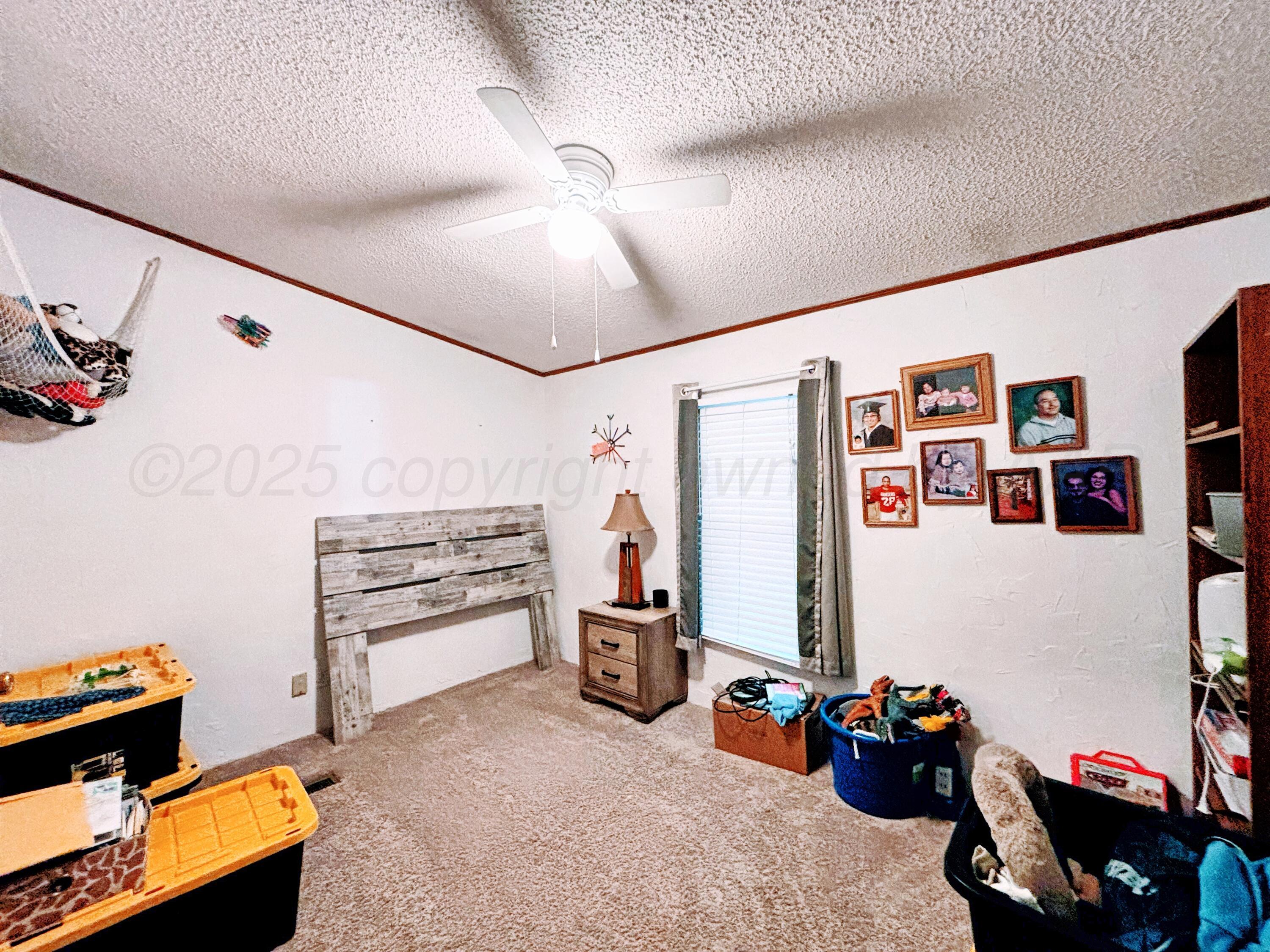 1010 South Baylor Street Perryton, TX 79070 - Photo 22 of 35 1010 S Baylor bedroom 3