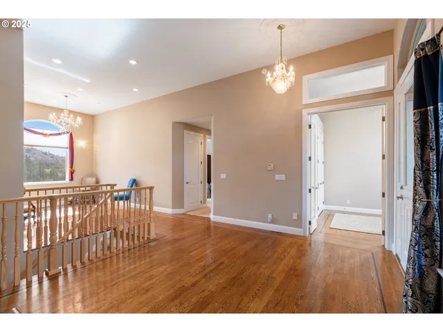 $1,475,000 | 13767 North Bank Road, Roseburg, OR 97470