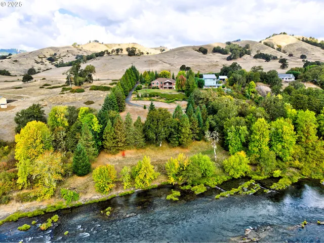 $1,475,000 | 13767 North Bank Road, Roseburg, OR 97470