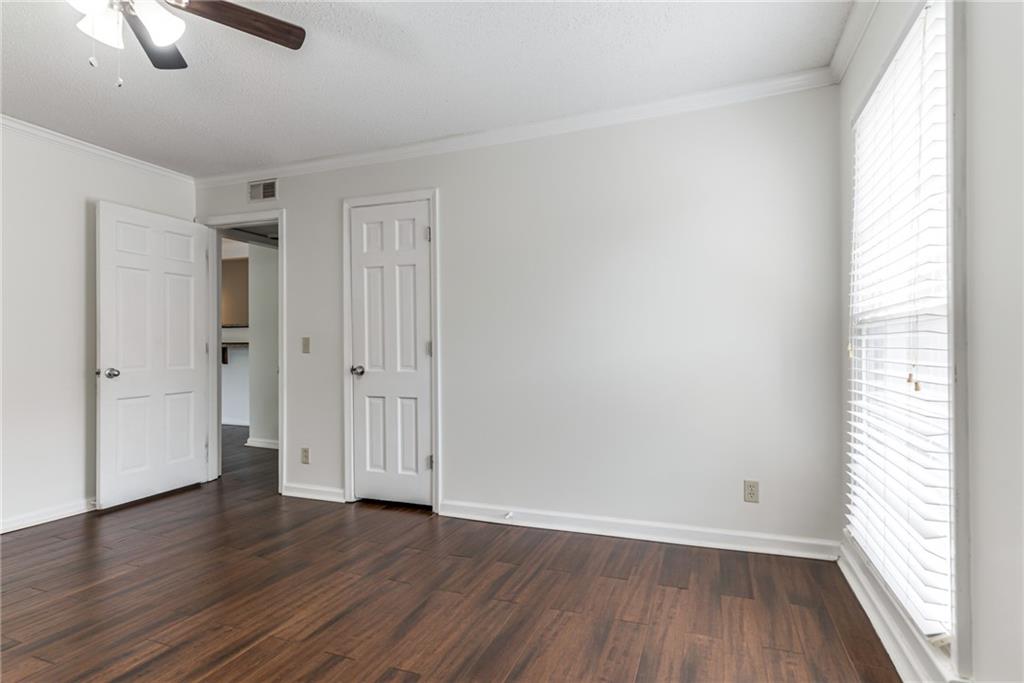 3602 Gillham Road, Unit 4 Kansas City, MO 64111 - Photo 22 of 27