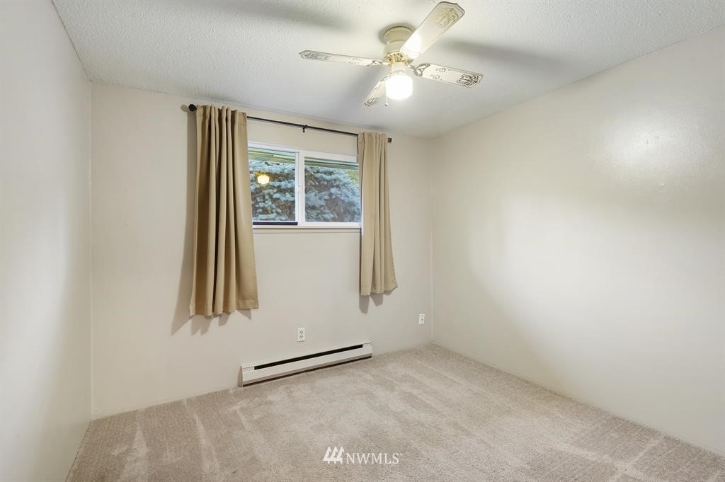 1247 Southeast Cedar Road Port Orchard, WA 98367 - Photo 14 of 20 Gallery Image 14