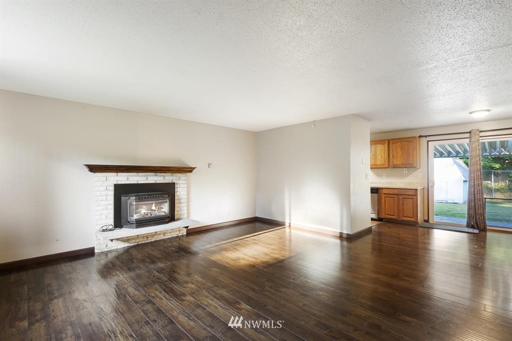 1247 Southeast Cedar Road Port Orchard, WA 98367 - Photo 4 of 20 Gallery Image 4