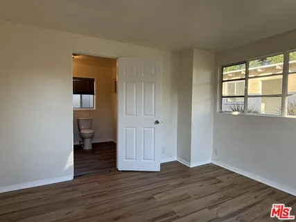 $5,200 | 6232 Goodland Avenue, North Hollywood, CA 91606
