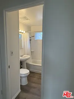 $5,200 | 6232 Goodland Avenue, North Hollywood, CA 91606