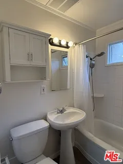 $5,200 | 6232 Goodland Avenue, North Hollywood, CA 91606