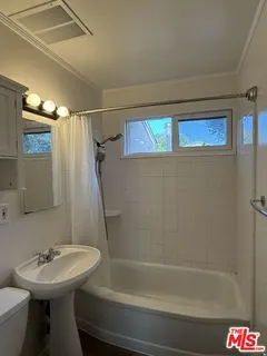 $5,200 | 6232 Goodland Avenue, North Hollywood, CA 91606