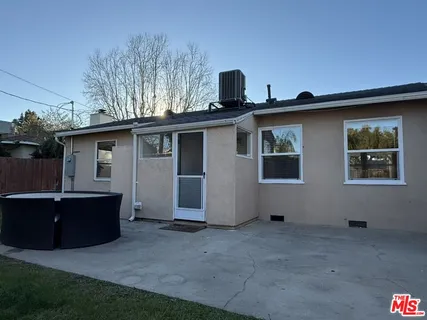 $5,200 | 6232 Goodland Avenue, North Hollywood, CA 91606