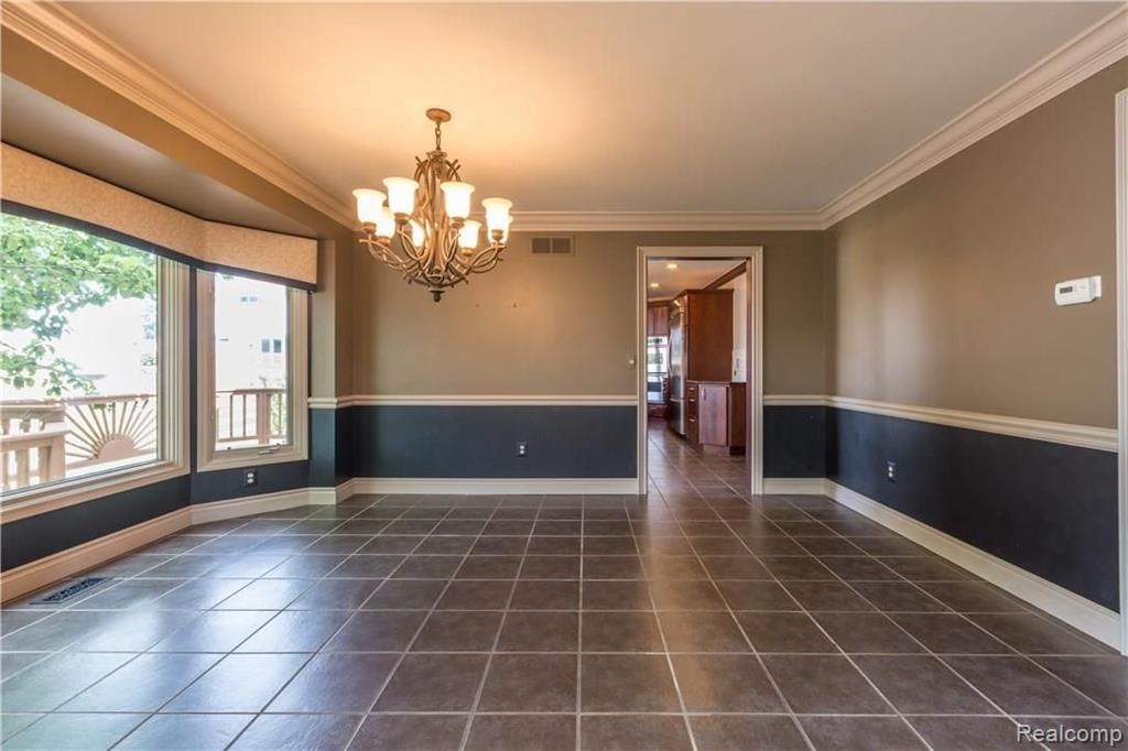 1865 South Shore Drive Rochester Hills, MI 48307 - Photo 19 of 47
