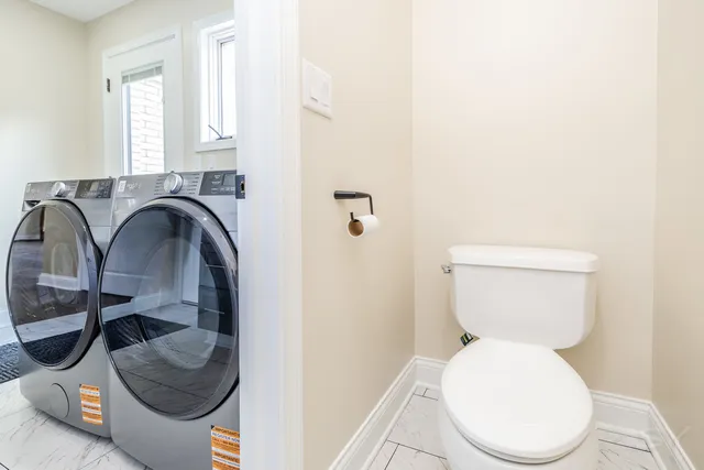 $699,000 | 704 North Rose Farm Road, Woodstock, IL 60098