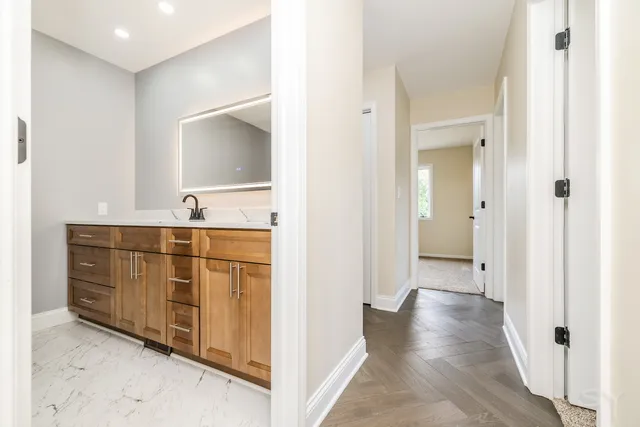 $699,000 | 704 North Rose Farm Road, Woodstock, IL 60098