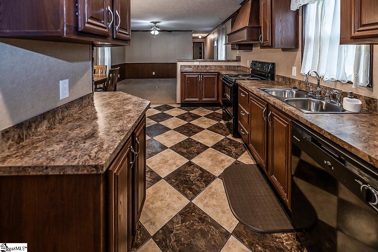 2427 State Rd S-4-108 Anderson, SC 29624 - Photo 9 of 23