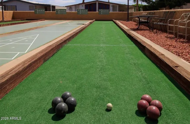 a view of a tennis court