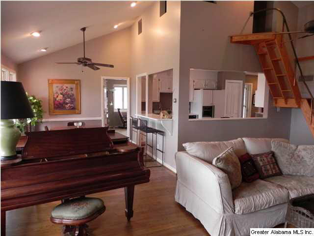 1826 Lk Rdg Road Birmingham, AL 35216 - Photo 4 of 29