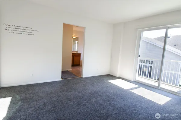 $3,200 | 4621 South 214th Place, Unit 155, Kent, WA 98032