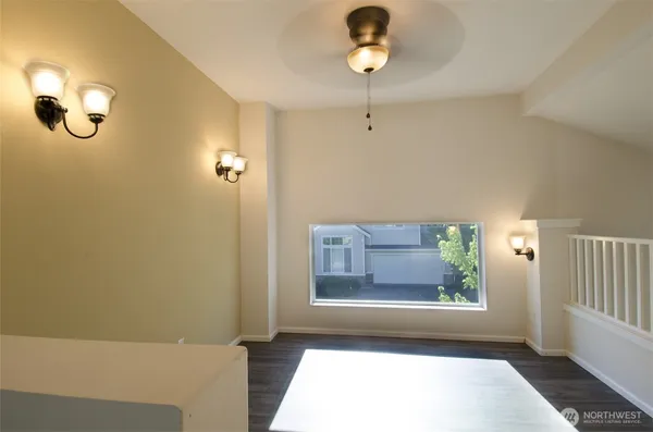 $3,200 | 4621 South 214th Place, Unit 155, Kent, WA 98032