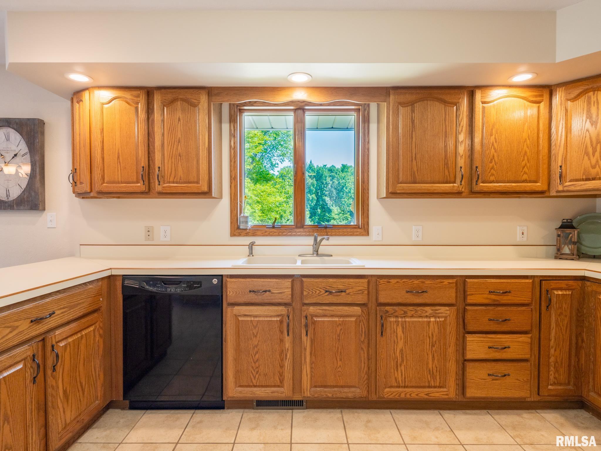 7645 West Chestnut Drive Edwards, IL 61528 - Photo 26 of 81