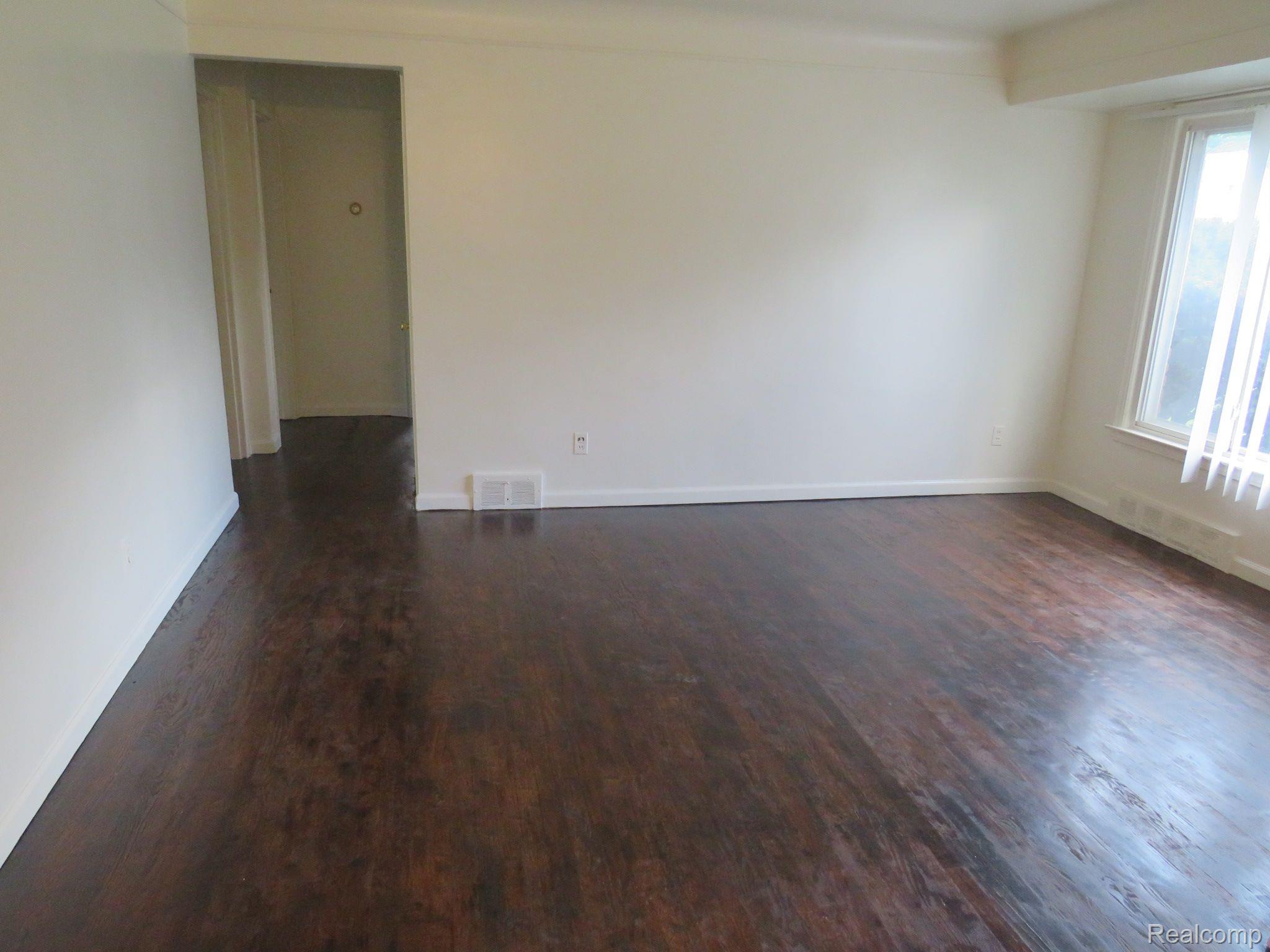19657 Appleton Street Detroit, MI 48219 - Photo 6 of 42 Gallery Image 6