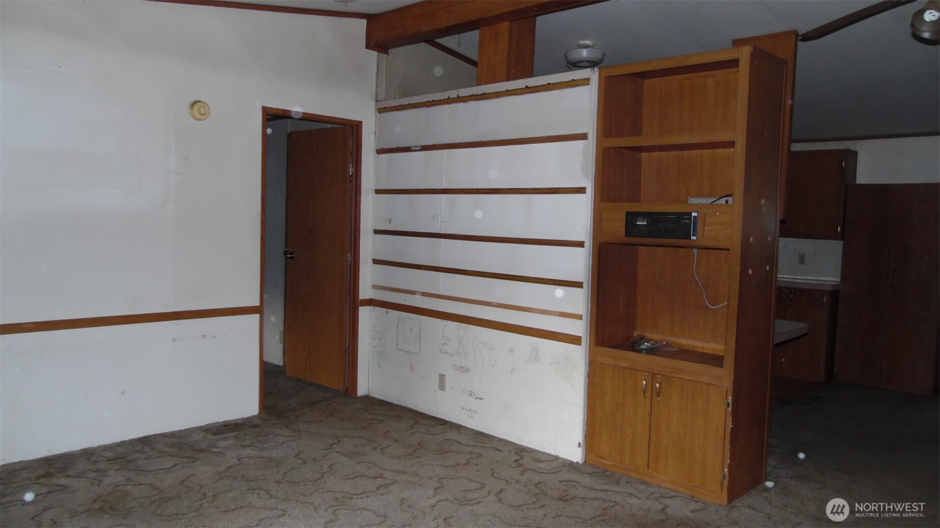 973 Davis Lake Road Morton, WA 98356 - Photo 5 of 23 a view of walk in closet with empty racks