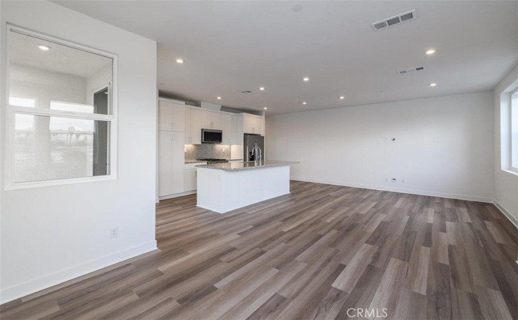 1715 West Bushell Street Anaheim, CA 92805 - Photo 13 of 33