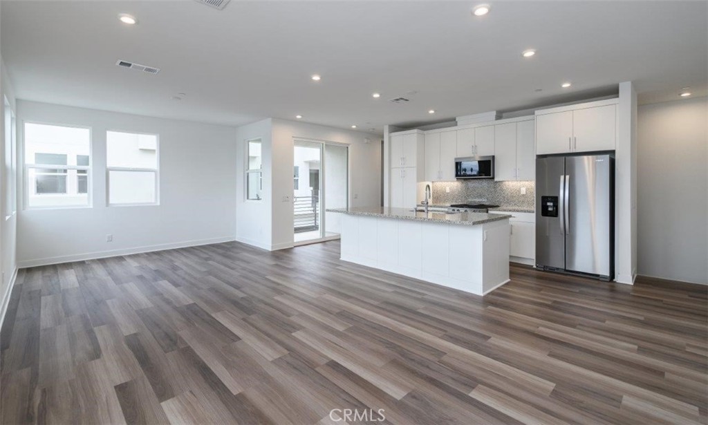 1715 West Bushell Street Anaheim, CA 92805 - Photo 4 of 33