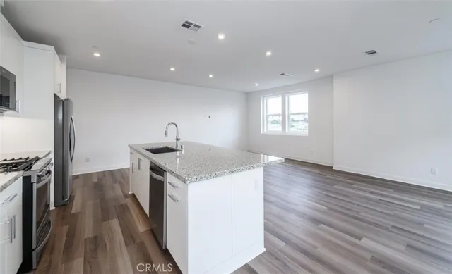 $3,600 | 1715 West Bushell Street, Anaheim, CA 92805