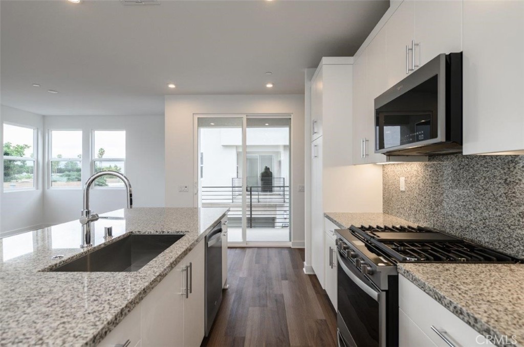 1715 West Bushell Street Anaheim, CA 92805 - Photo 10 of 33