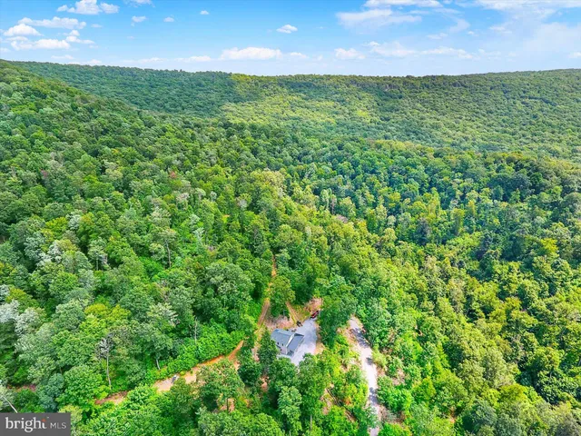 $874,900 | 22504 Igloo Drive, Doylesburg, PA 17219