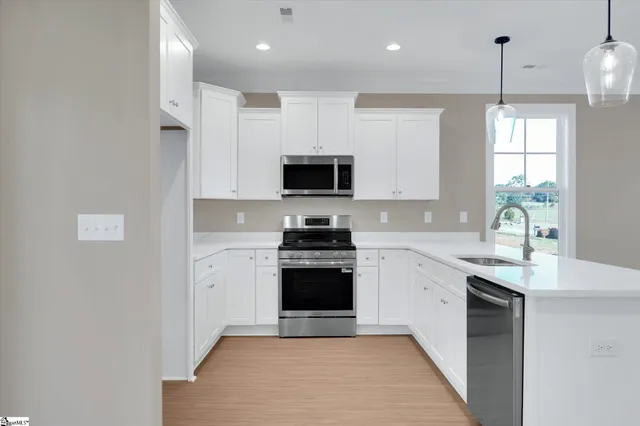 $300,000 | 621 Bethlehem Ridge Road, Pickens, SC 29671