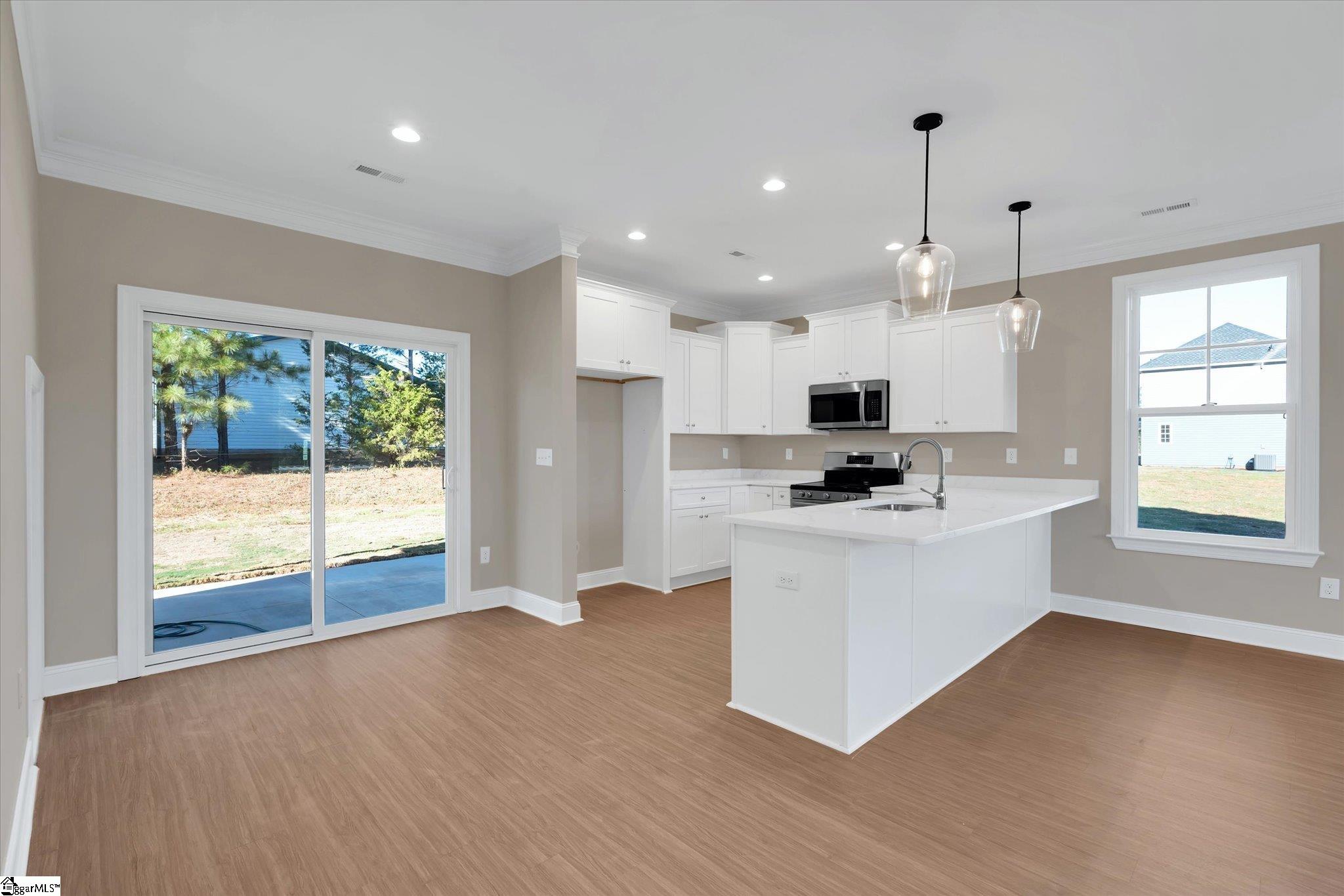 621 Bethlehem Ridge Road Pickens, SC 29671 - Photo 10 of 34