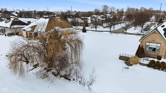 $285,000 | 11995 Edgefield Dr Circle, Fishers, IN 46037