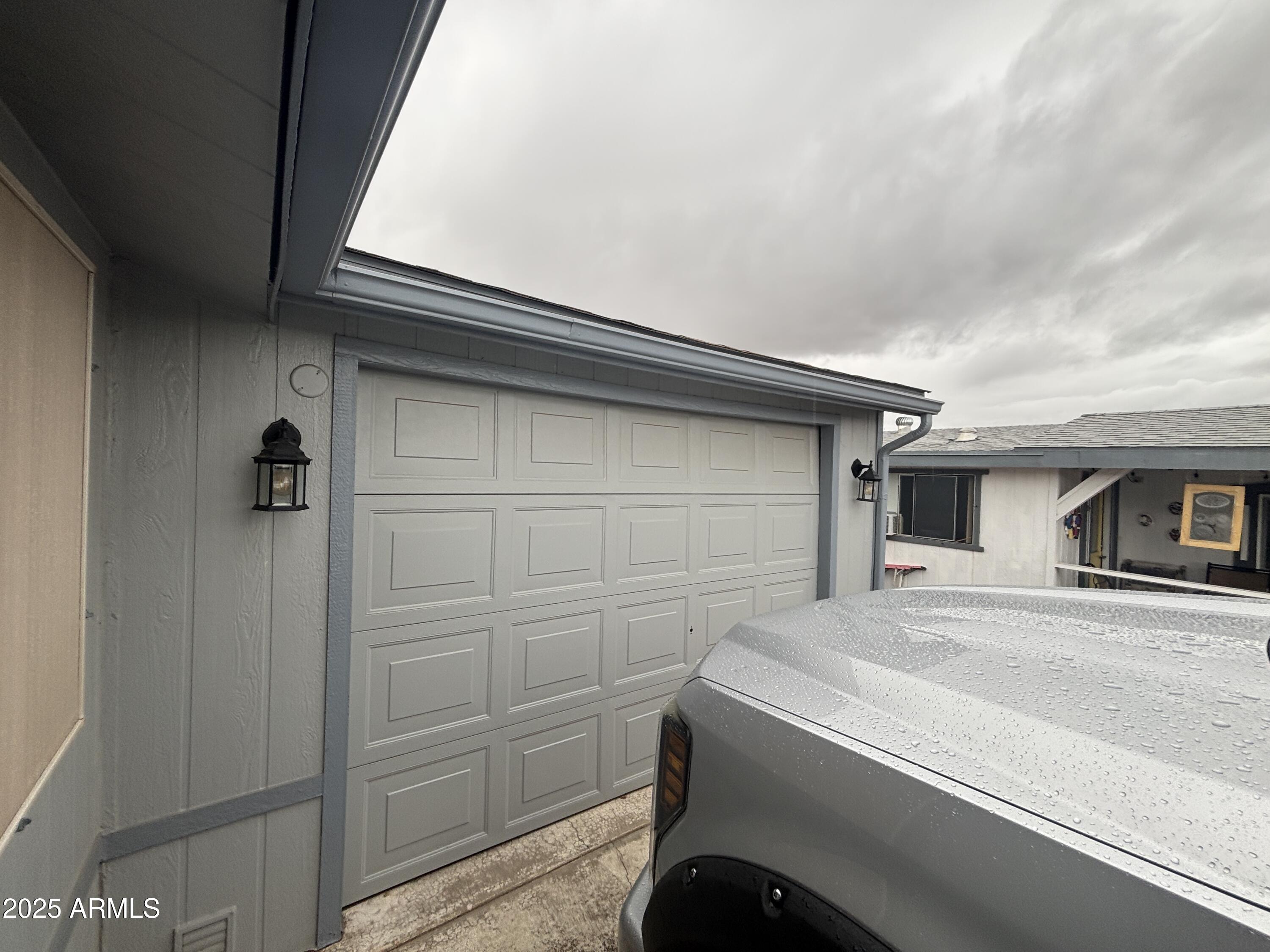 3500 South Tomahawk Road, Unit 153 Apache Junction, AZ 85119 - Photo 3 of 28 a utility room with a washer and dryer