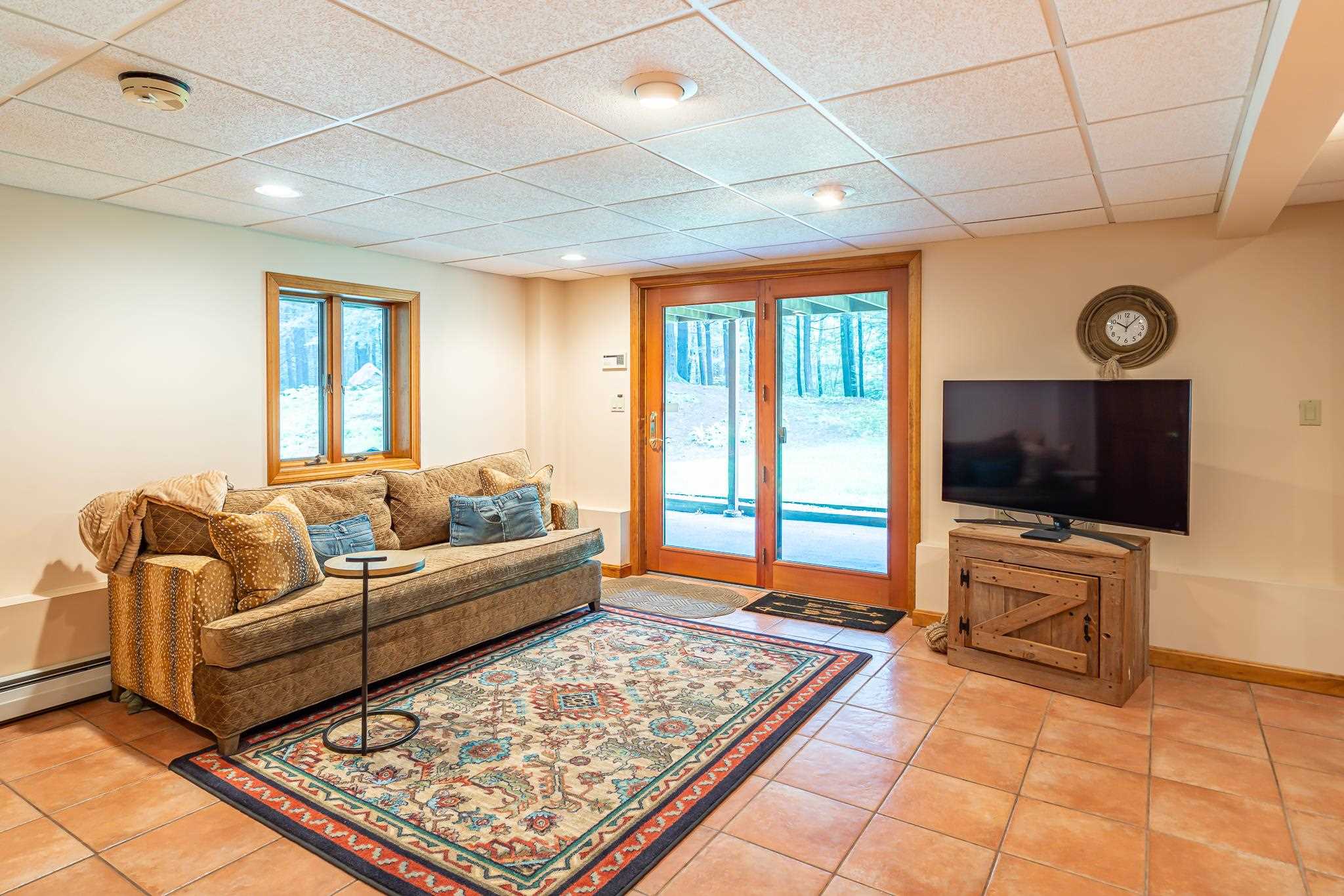 5 Raspberry Lane Raymond, NH 03077 - Photo 22 of 40