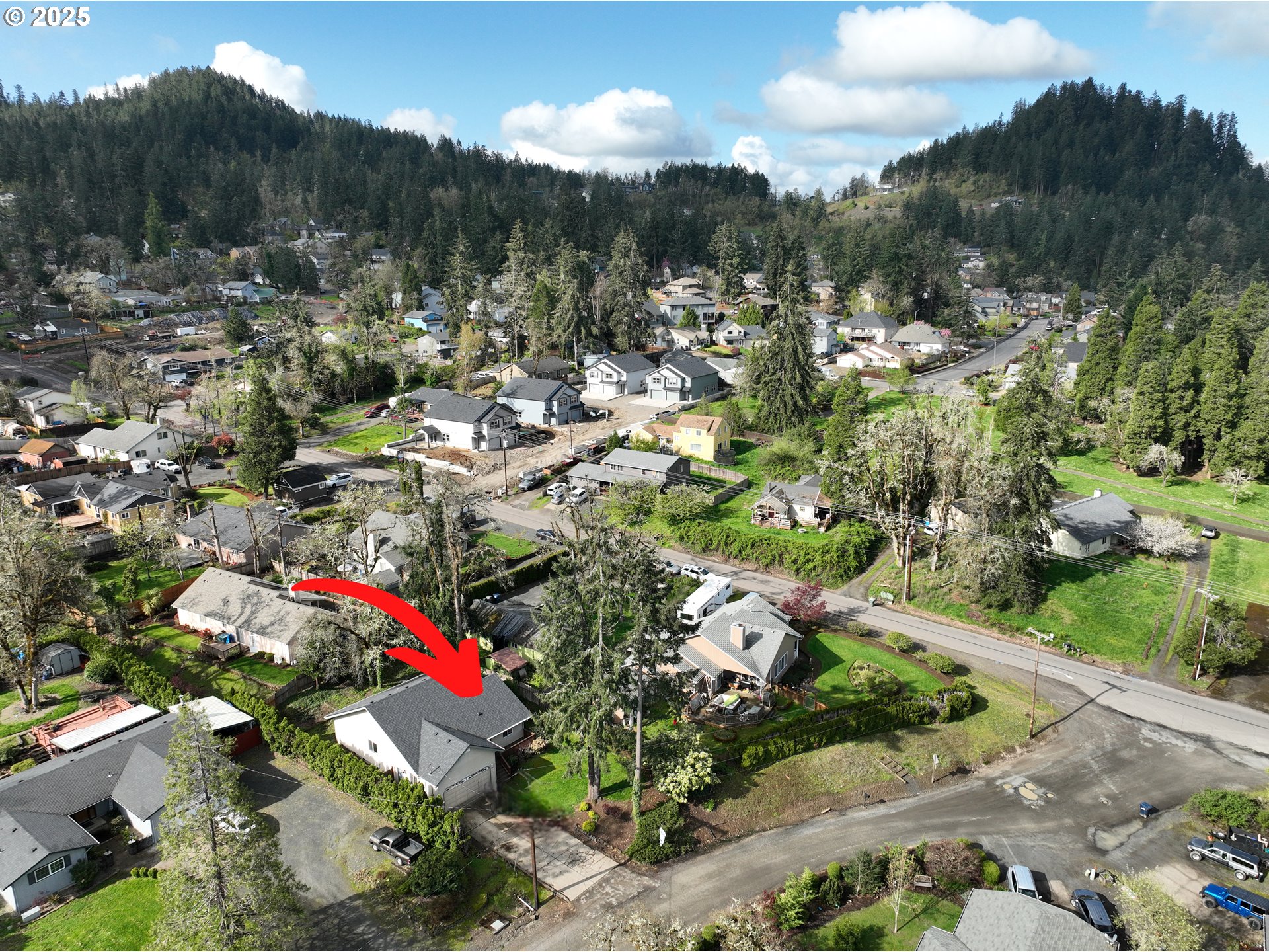 7015 South E Street Springfield, OR 97478 - Photo 20 of 22 a view of a city