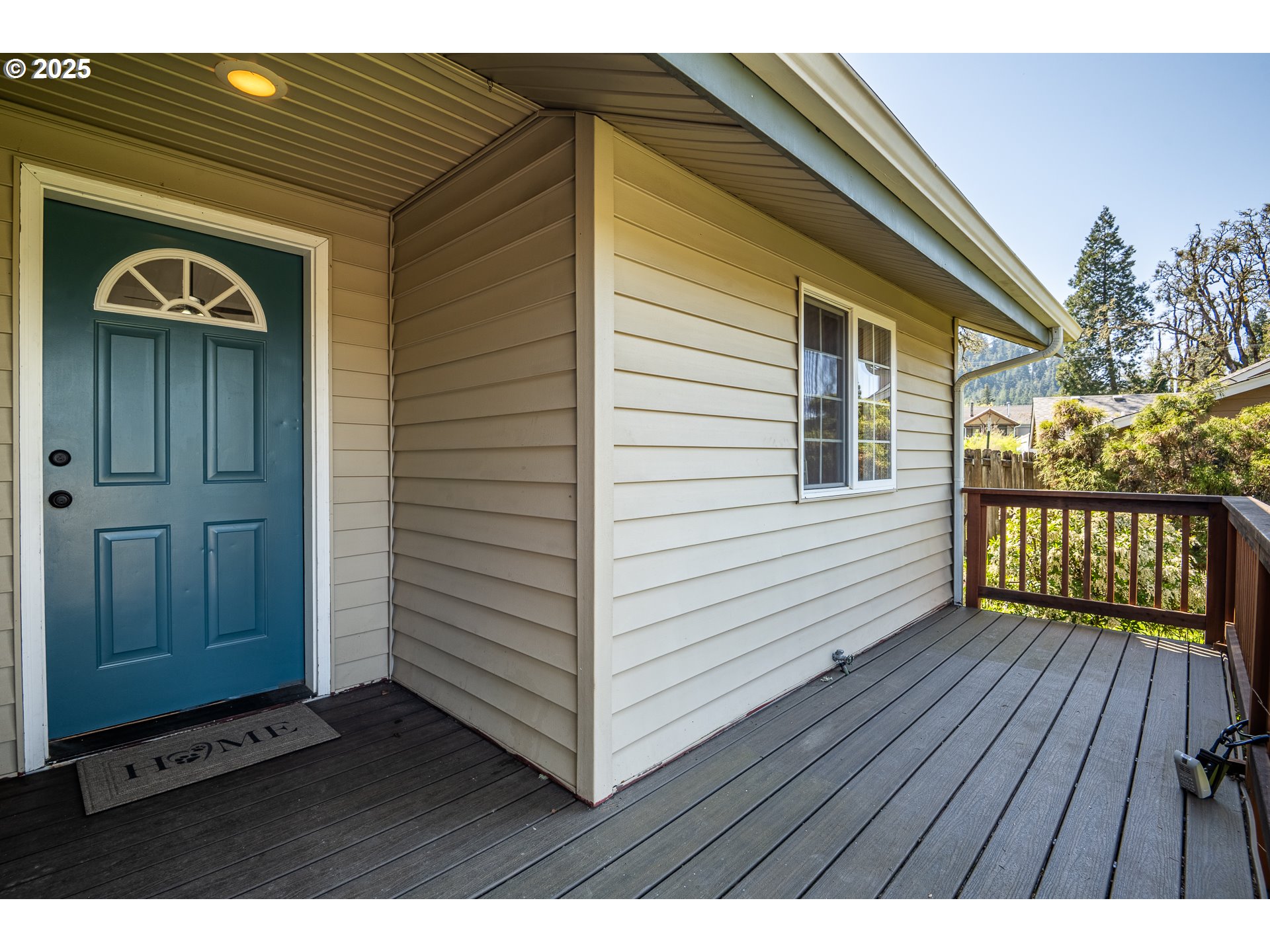 7015 South E Street Springfield, OR 97478 - Photo 3 of 22 a view of front door deck