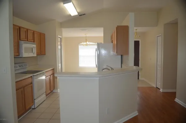 $1,975 | 545 Prosperity Lake Drive, St. Augustine, FL 32092