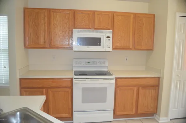 $1,975 | 545 Prosperity Lake Drive, St. Augustine, FL 32092
