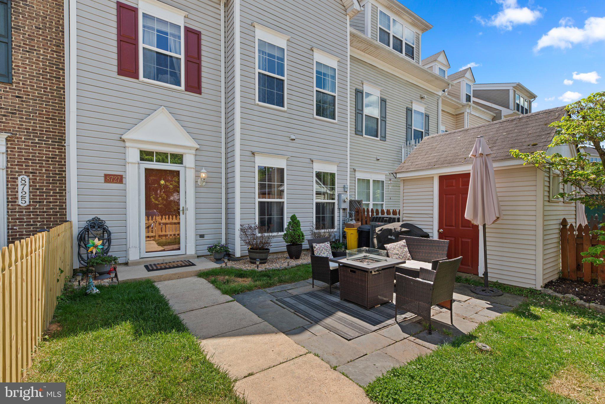 8727 Spring Brook Way Odenton, MD 21113 - Photo 3 of 39 Gallery Image 3