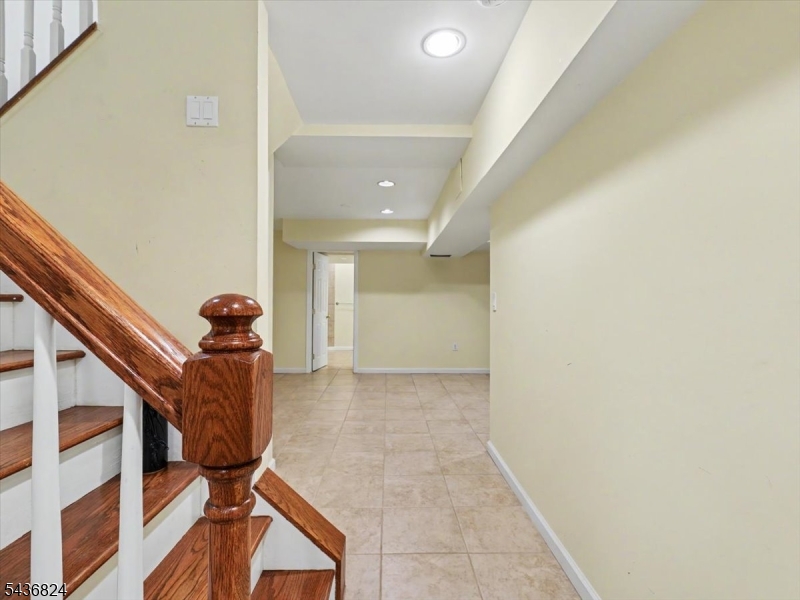 1079 Hoffman Road Bridgewater, NJ 08807 - Photo 49 of 50