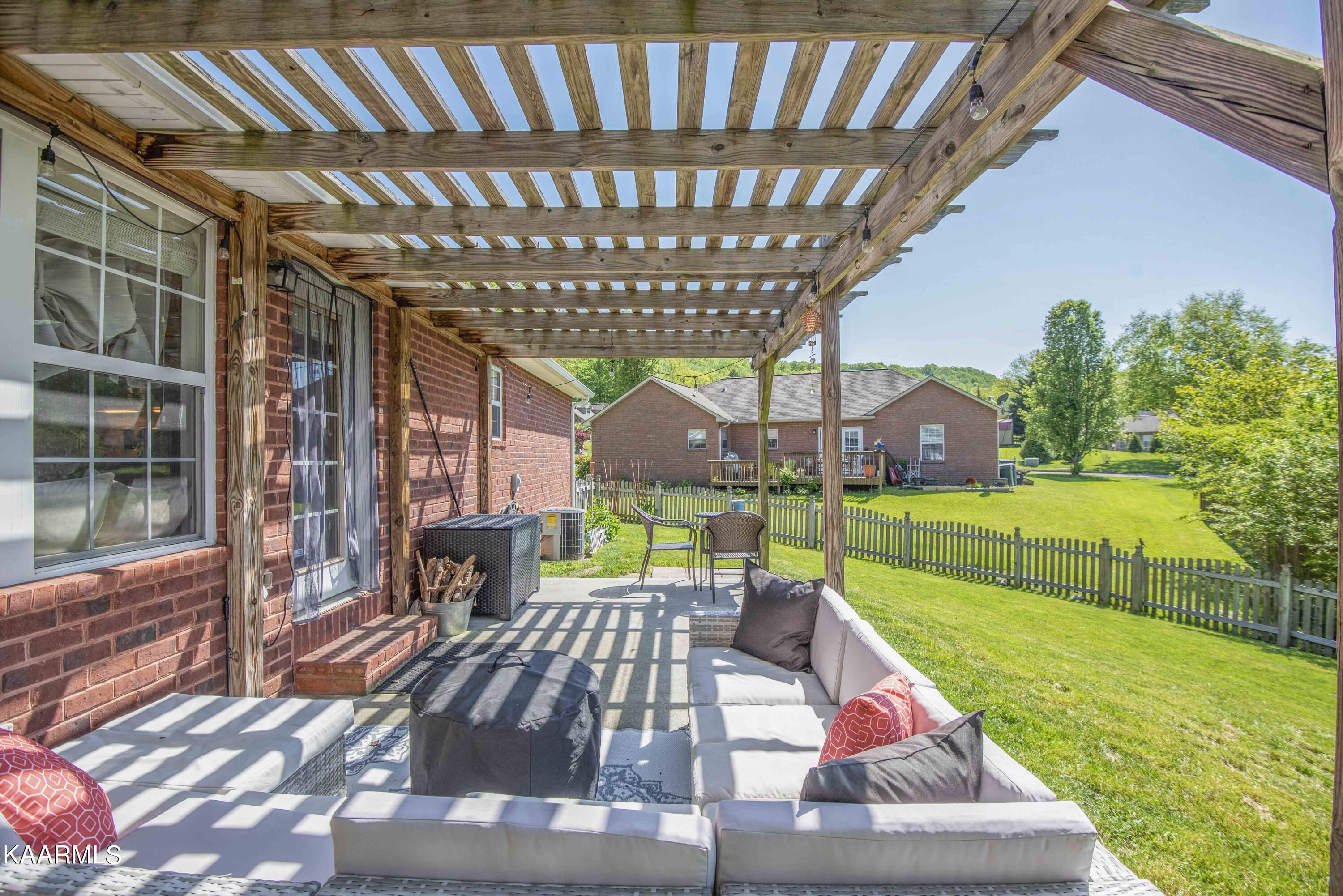 7009 Ghiradelli Road Knoxville, TN 37918 - Photo 34 of 38 34