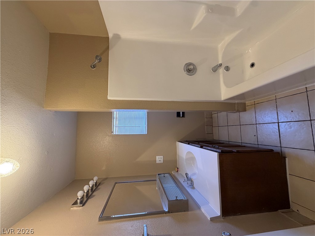 110 Silver Street Henderson, NV 89015 - Photo 40 of 45