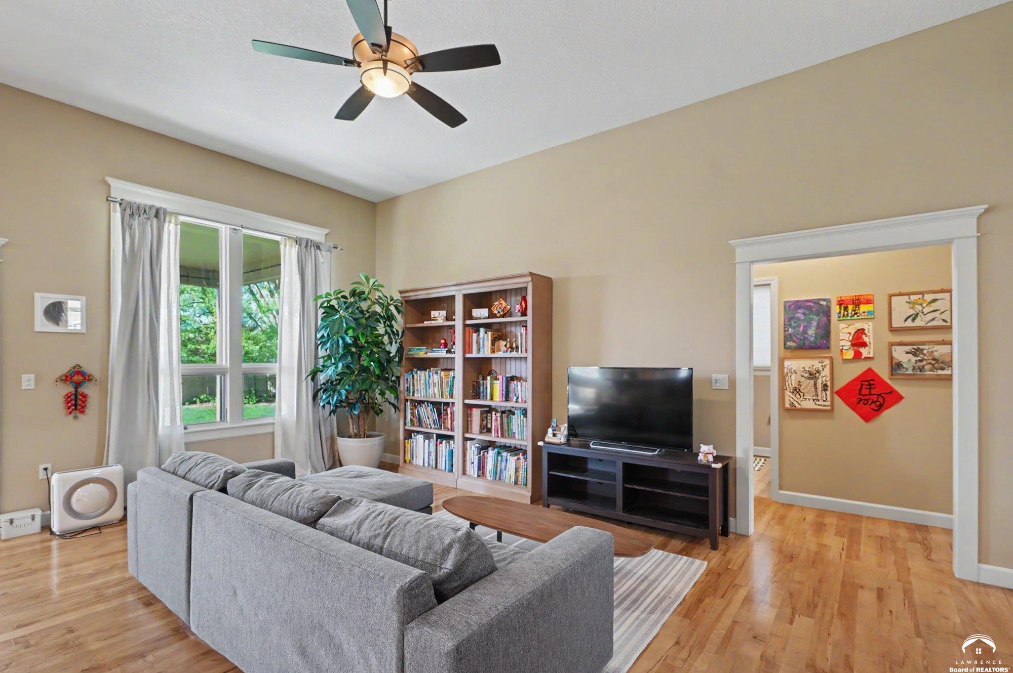 6205 Crystal Lane Lawrence, KS 66049 - Photo 4 of 29