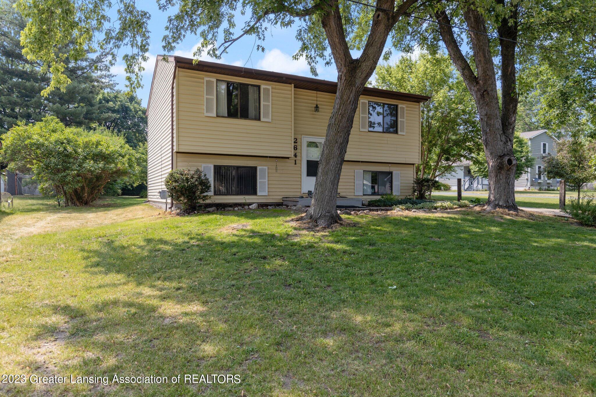 2641 Gilbert Road Lansing, MI 48911 - Photo 4 of 31 2641 Gilbert - Front Angle