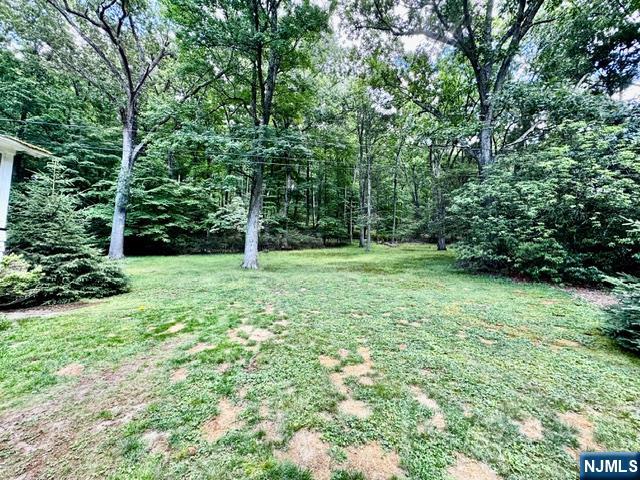 121 Townsend Road Wanaque, NJ 07465 - Photo 11 of 39