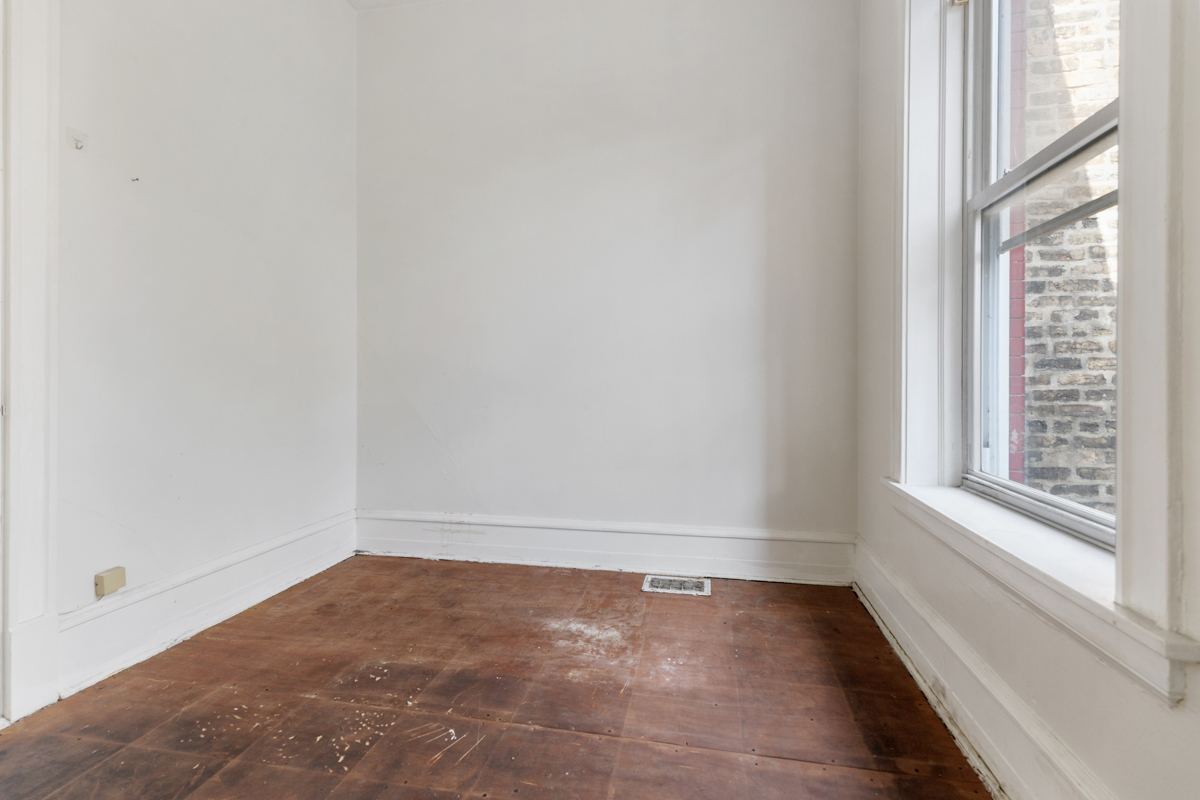 1907 West Irving Park Road Chicago, IL 60613 - Photo 14 of 26