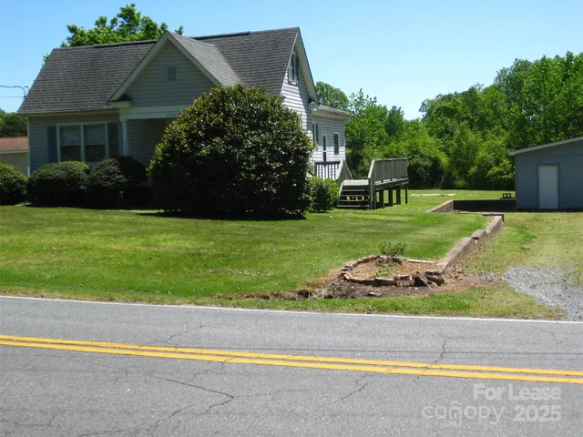 $1,100 | 43226 Morrow Mountain Road, Albemarle, NC 28001