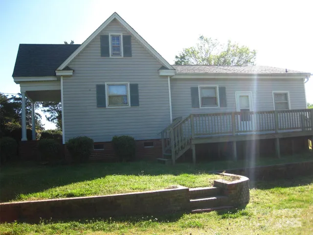 $1,100 | 43226 Morrow Mountain Road, Albemarle, NC 28001